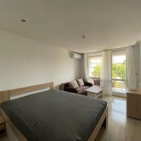 Apartment Paradiso 'в' 402 Private